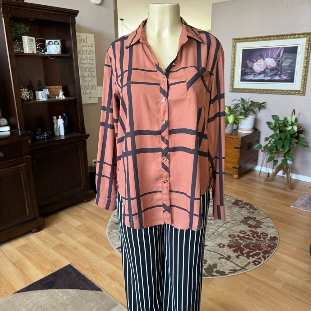 ZC & GF brown & black long sleeve classy blouse-size M